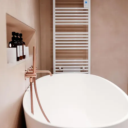 Le Cocon D'oscar Piscine, Sauna & Gym - Aux Reves Des Champs B&B Boneffe